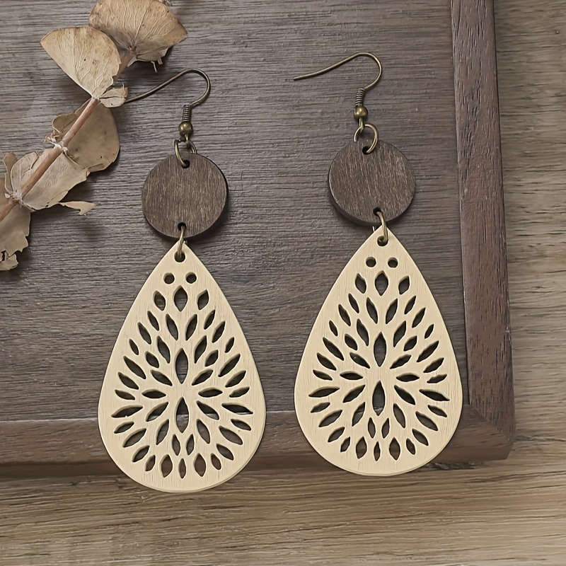 Boucles d'oreilles style ancien en or et diamants