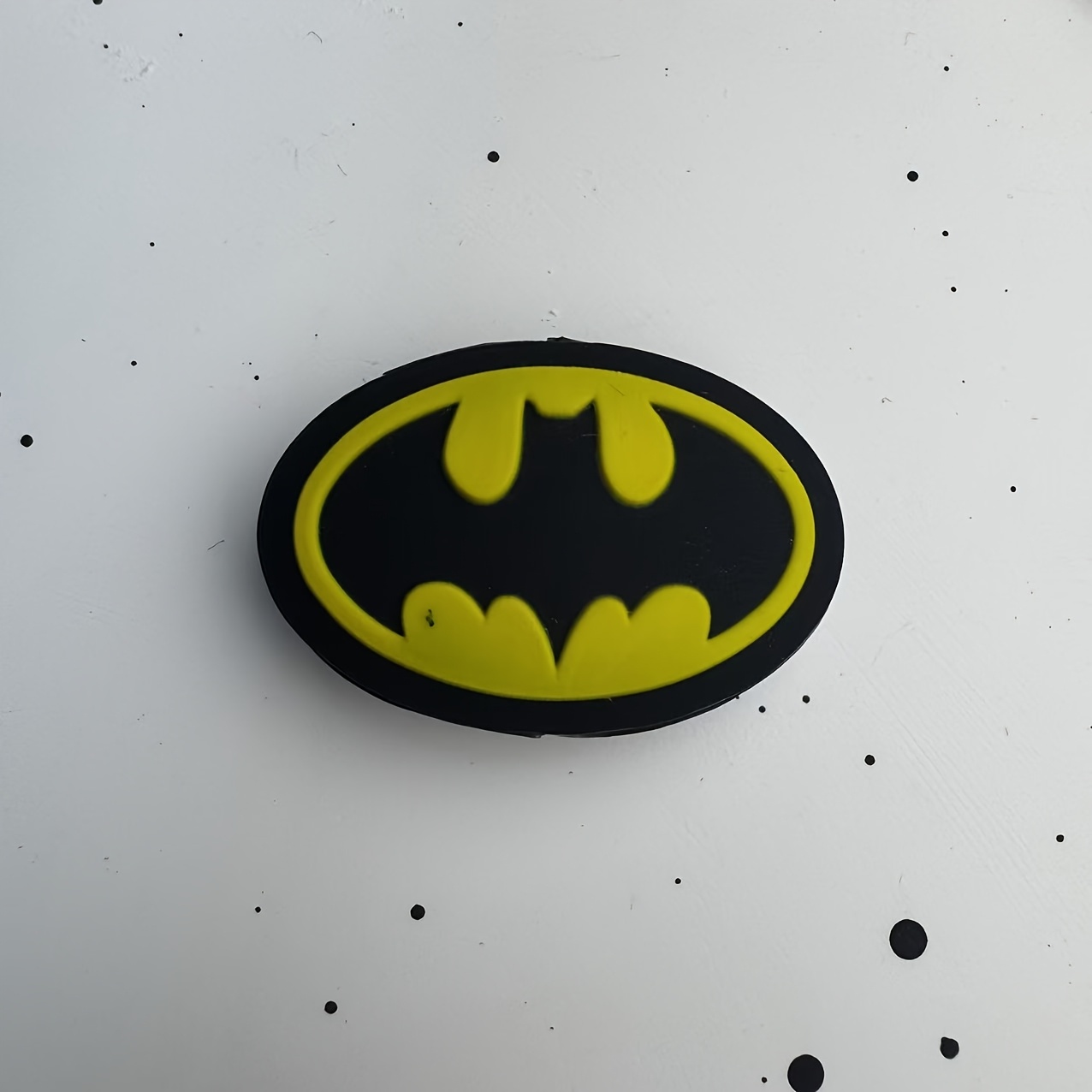 TEMU 1pc Wb (warner ) 1pc League Superhero Tennis Vibration Dampener Suitable For All Racket Frames, Compact Vibration System With Iconic Design,