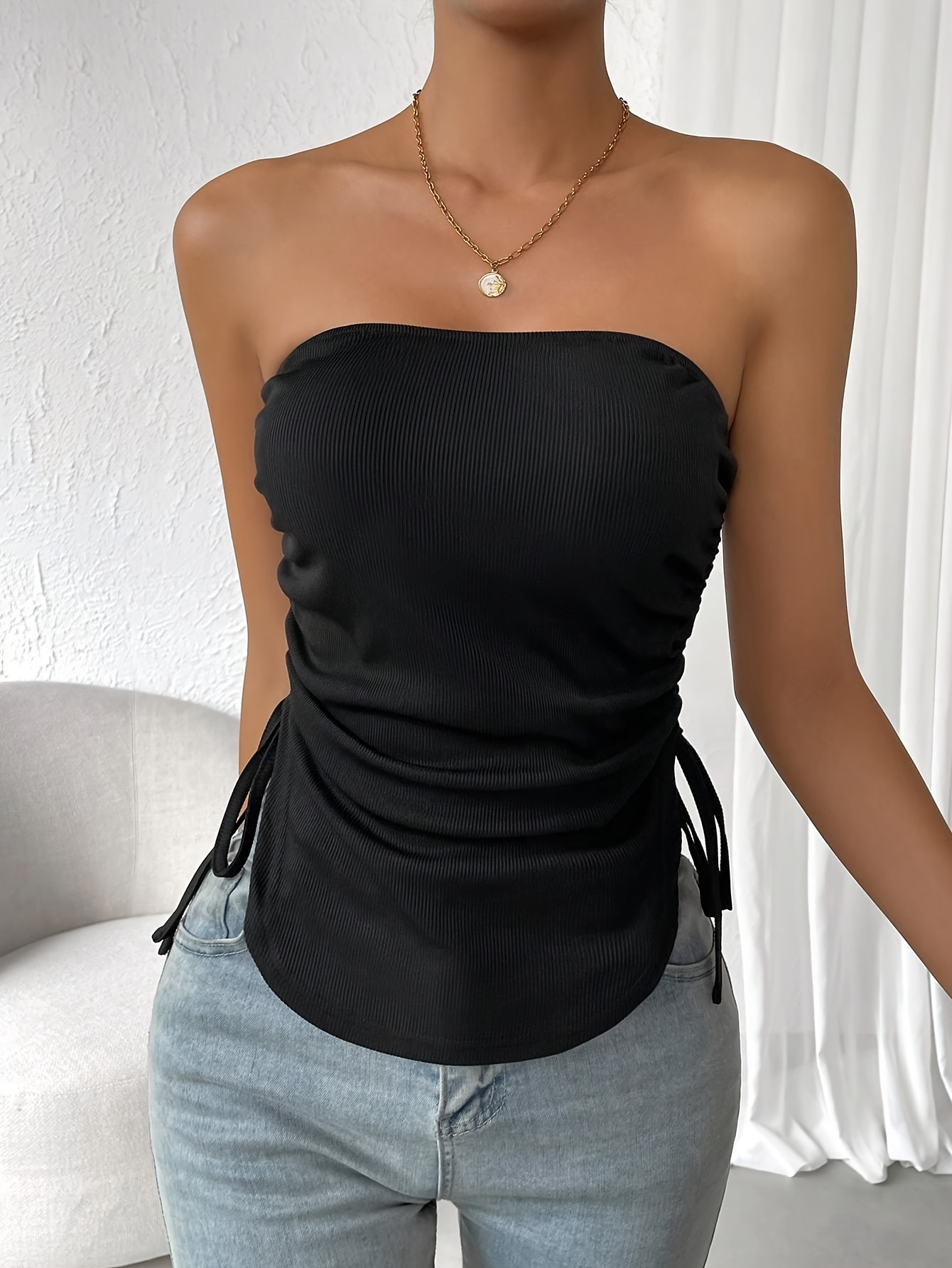 aesthetic outfit backless shirt  Backless top outfit, Fashion