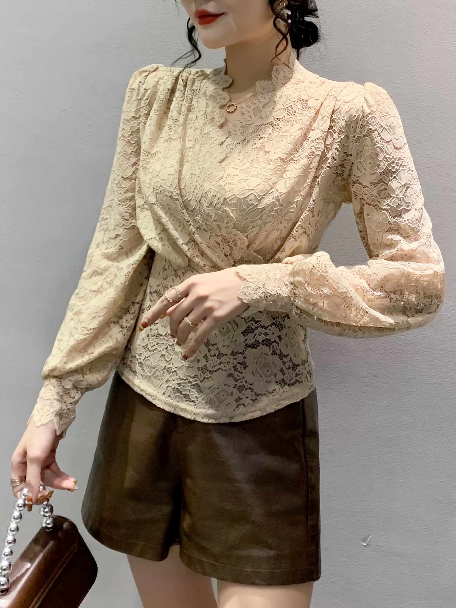 ［完売商品］Vneck lace blouse ànuke online store（アンヌーク） / Vneck Lace BlouseVneck