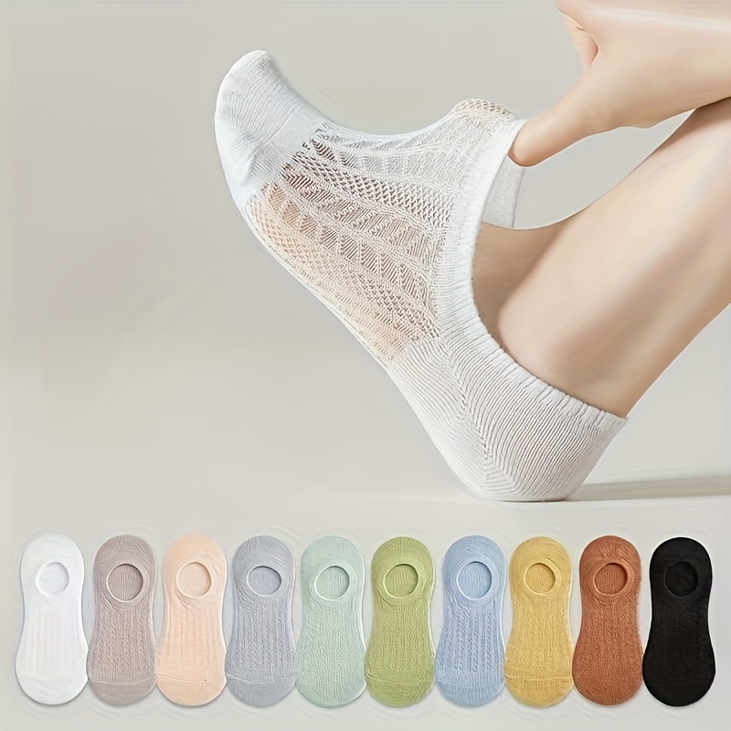 Deefly 3 Pairs Non-Slip Yoga Socks For Women, Low Cut/ Mid-Calf Length,  Solid Color, Anti-Skid Sole, Ideal For Home/ Hospital/ Pregnant/ Fitness/  Pilates, Breathable