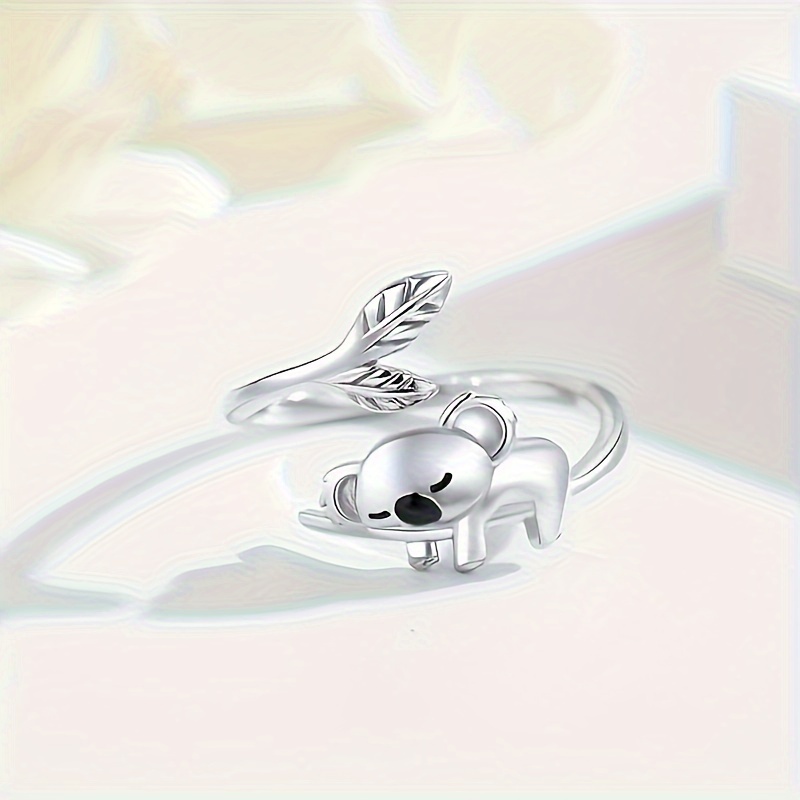 Fashionable Koala Leaf Ring, Unique Design