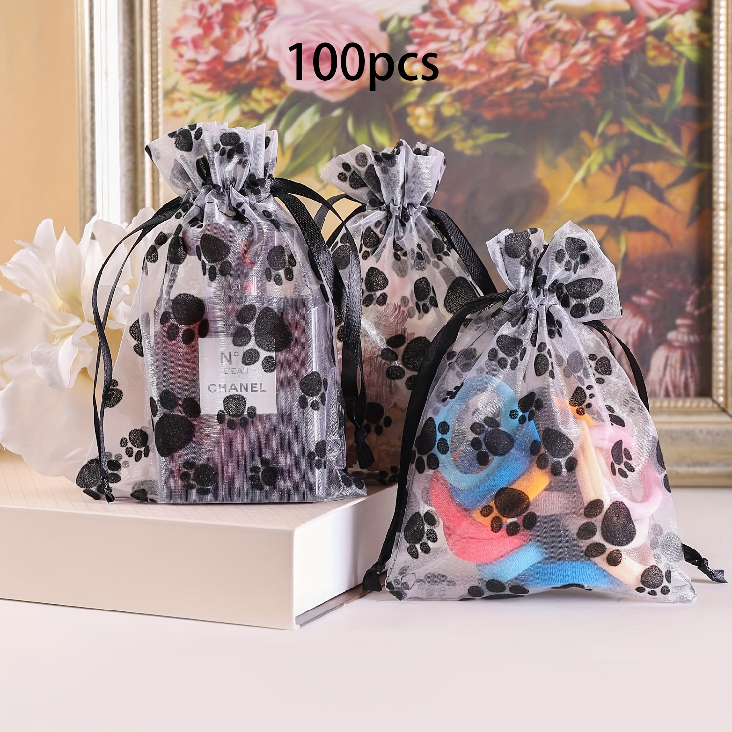E-shop Geschenk für Sie/Ihn 100 Stück Mullbeutel mit Hunde-Pfotenabdrücken, Geschenktüten mit Kordelzug