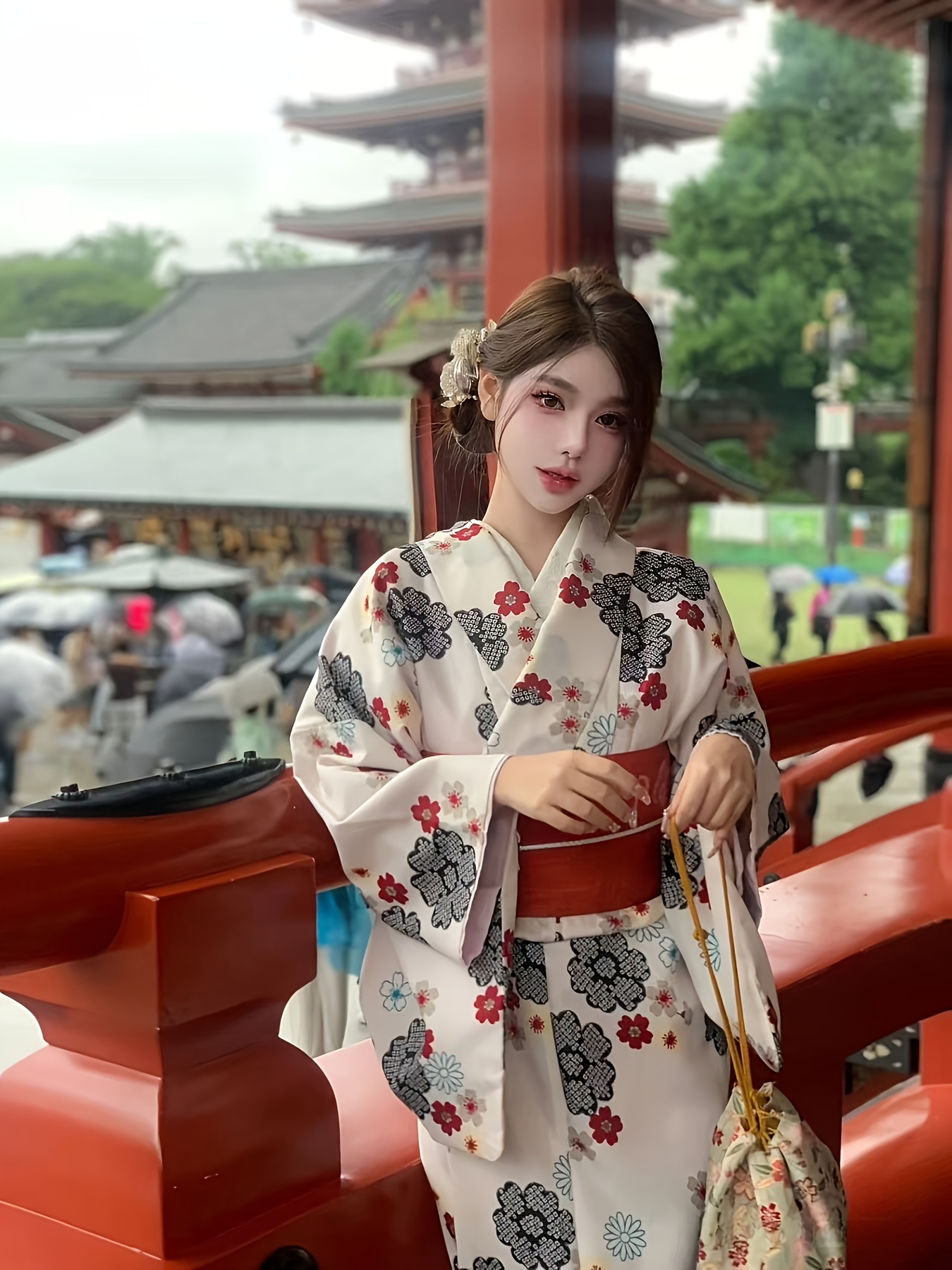 화환 축제 온천 여행용 가벼운 디자인의 일본 전통 여성 키모노 꽃무늬 목욕가운 5피스 세트 및 랜덤 액세서리 스타일 세부 정보 4