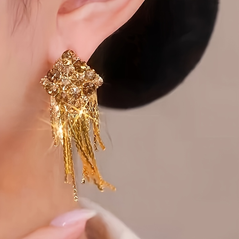   shining tassel earrings exquisite and high end stud earrings elegant ear additions Product details 0