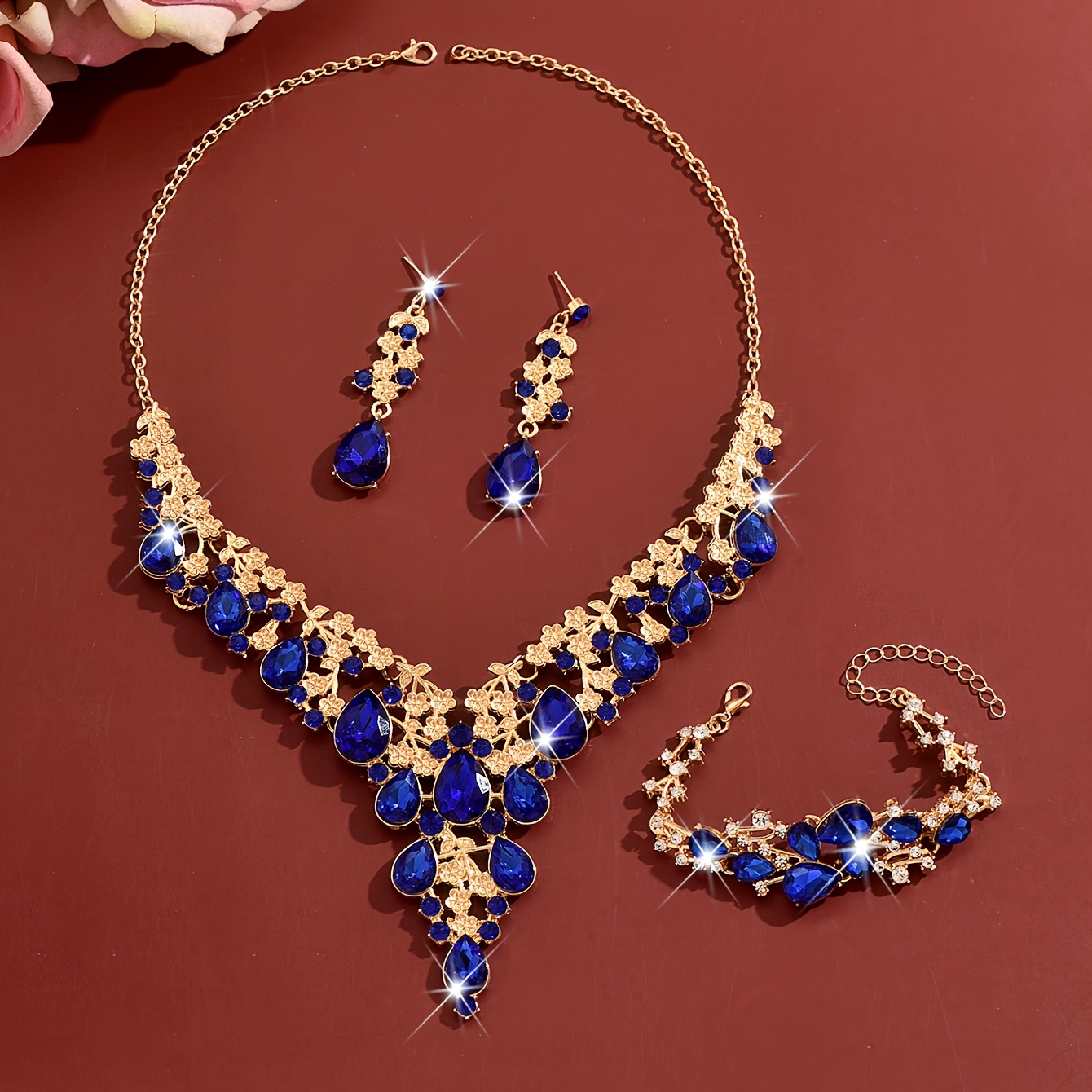 Women's Retro Luxurious Leaf-Shaped Rhinestone 3pcs Set