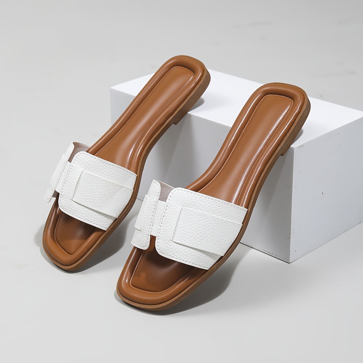 Image of 2026 Summer New Style Sandals Slippers, Fashionable Casual Daily Beach Vacation Women's Shoes, Women Shoes Elegant Women Shoes Shoes