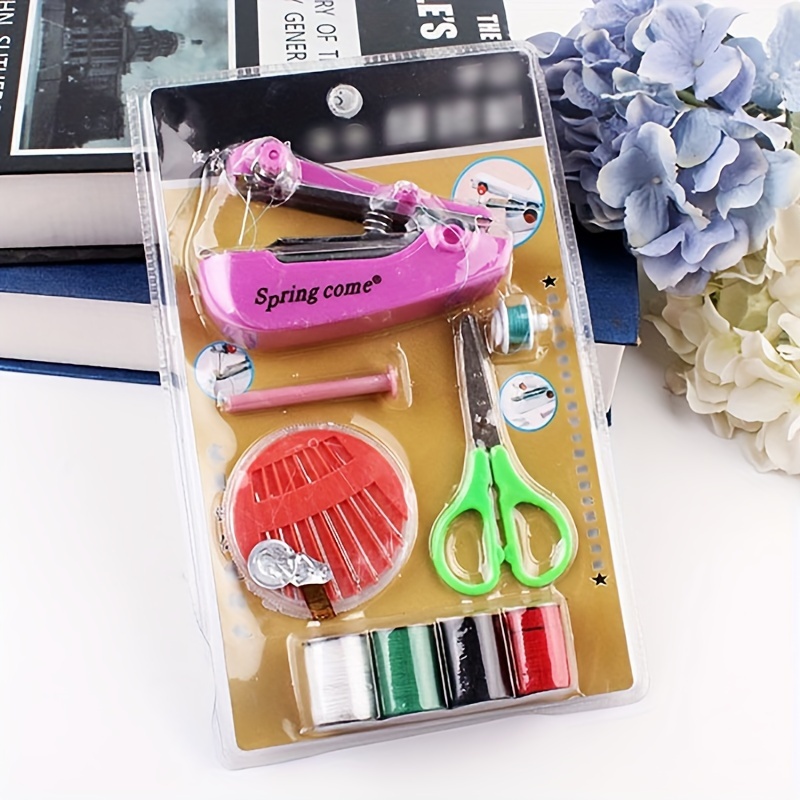 

1pc Sewing Tool Set, 11 Sewing Tools, Mini Portable Sewing Tool Supply Bag, Sewing Needles, Scissors, Etc. Set, The Color Of The Accessories In The Set Is Random, Suitable For Home And Outdoor Travel