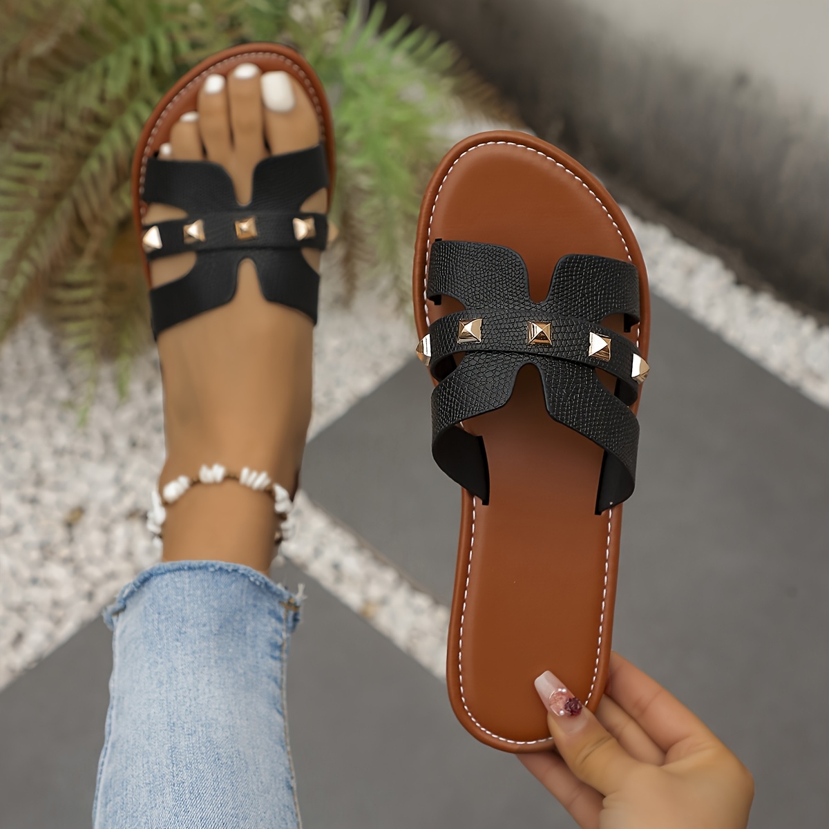 New Style Fashionable Flat-soled Casual Slippers, Women Shoes