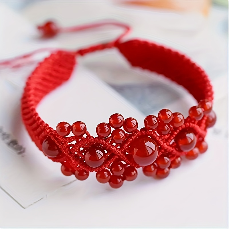 

Elegant Handcrafted Red Cord Bracelet With Natural Red Agate Beads - Perfect For Everyday Wear And Holidays, Suitable For Women's Fashion Accessories