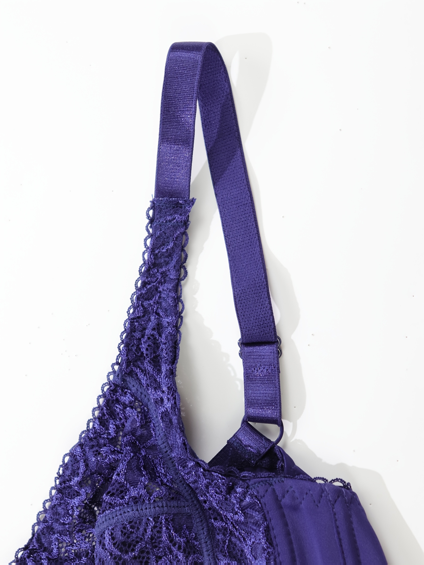 [Floral Lingerie] Elegant Plus-Size Women's White Lace Bra - Sexy Floral Cut-Out Design, Ultra-Thin Breathable Fabric with Underwire Support, Hand Washable