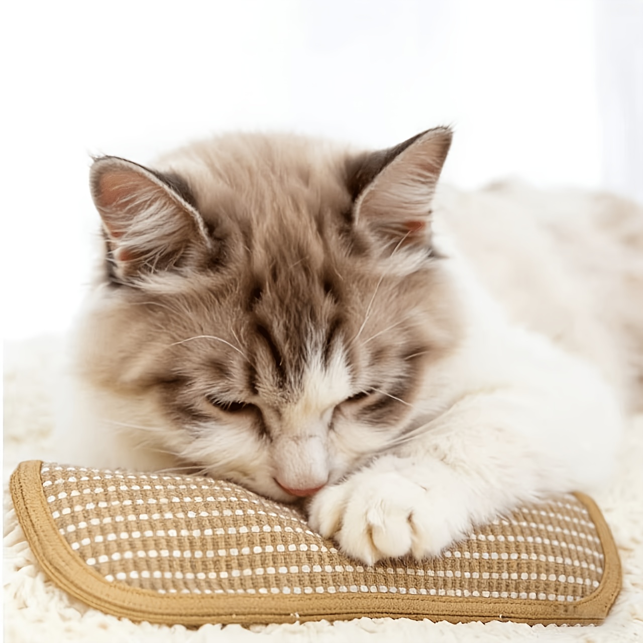 Sisal Cat Scratching Mat for All-Season Use
