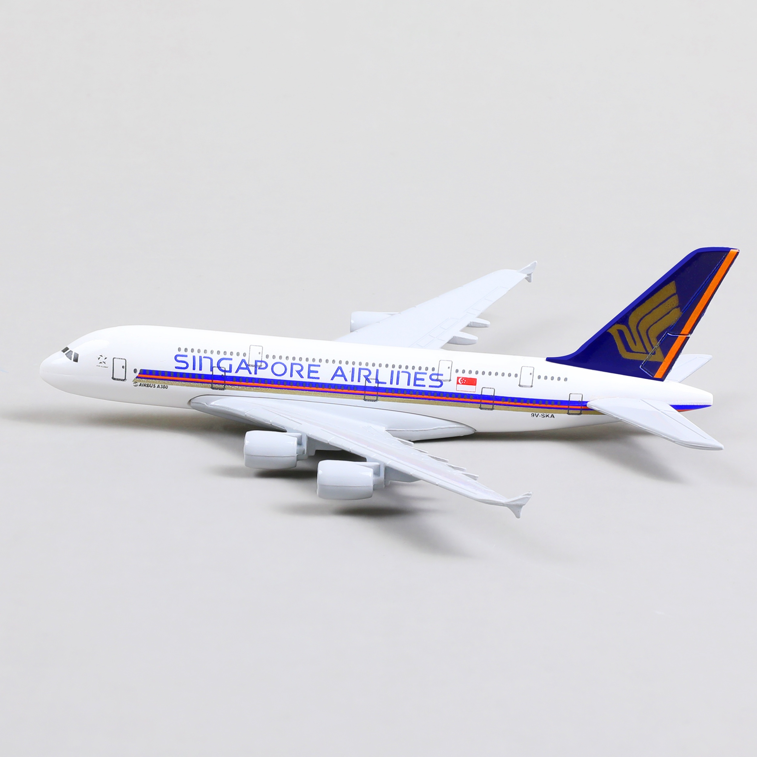 A380 Airplane Model Toys * 1:400 Metal DieCast Sky Jumbo Airliner Model For  Collectibles And Gifts