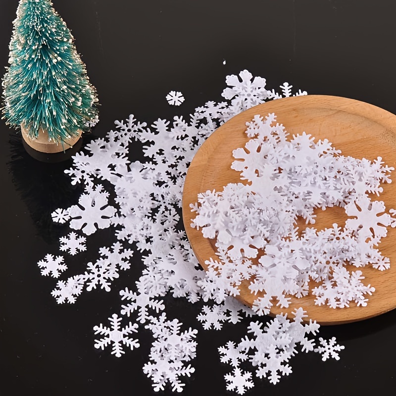 

100pcs, White Christmas Snowflake Shape Without Glue Non-woven Fabric Pattern Random Mixed Christmas Handmade Creative Diy Hair Accessories Gift Decoration Paste Accessories