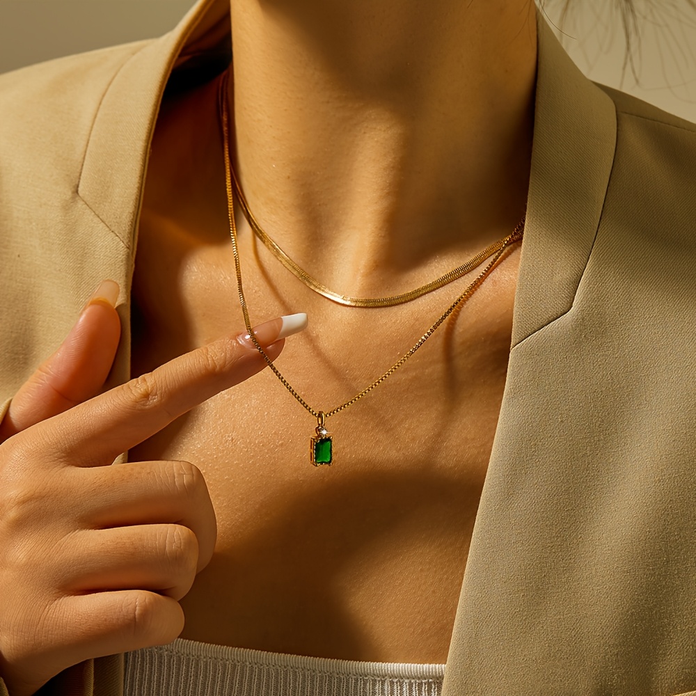 Image of 2 Fashionable Layered Copper Blade Chain And Box Chain With Green Cubic Zirconia Pendant Set Necklace Suitable For Women' Parties And Vacation Gifts