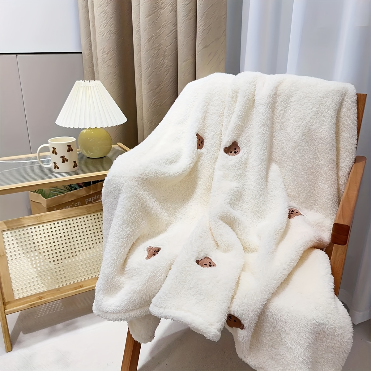 Soft And Comfortable Children's Blanket With Bear Pattern, Multi-functional Kids' Blanket