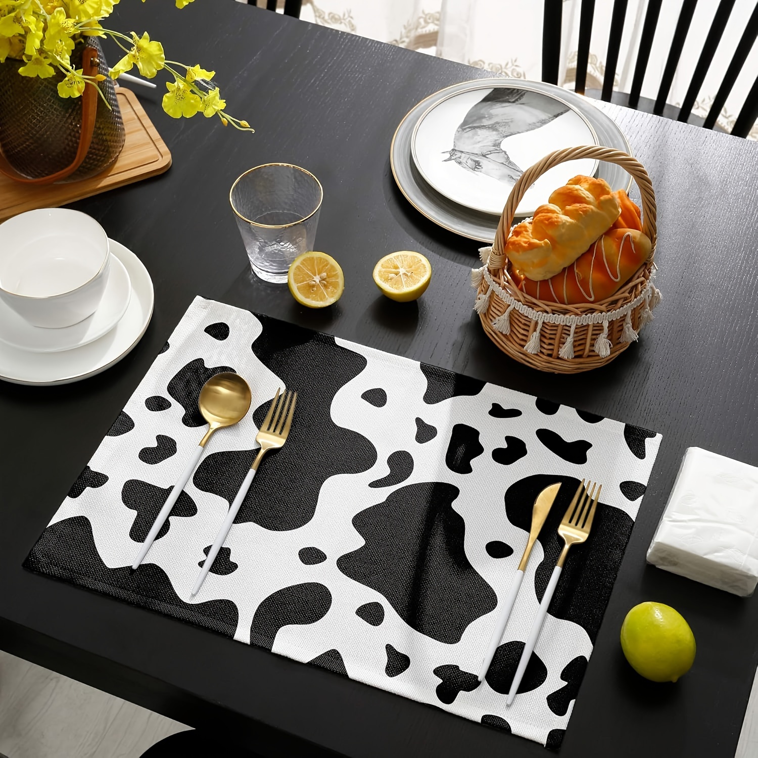 

Charming Cow Print Linen Placemats - Washable Rectangular Table Mats For Dining, 1pc/4pcs/6pcs Set, Striped Polyester