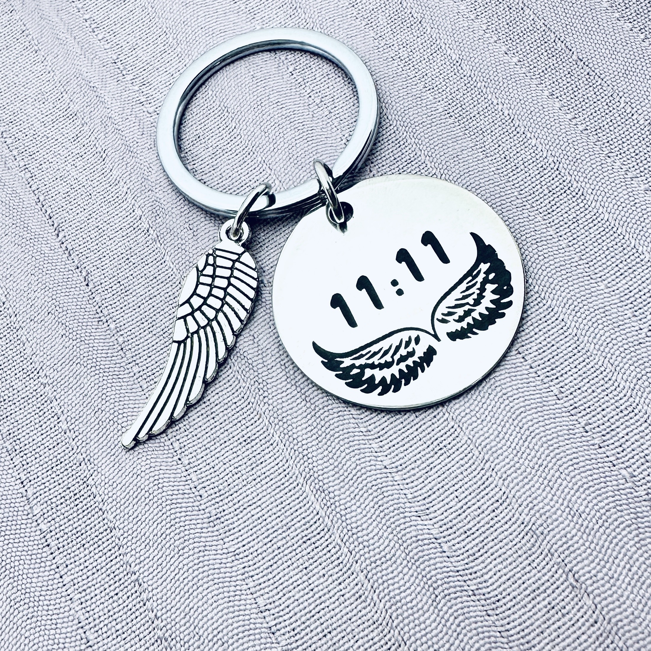 Image of 1pc, 11:11 Wings Creative Keychain Durable, Wish Gift, Spiritual Gift, Perfect For Mother's Day, Birthday, Christmas