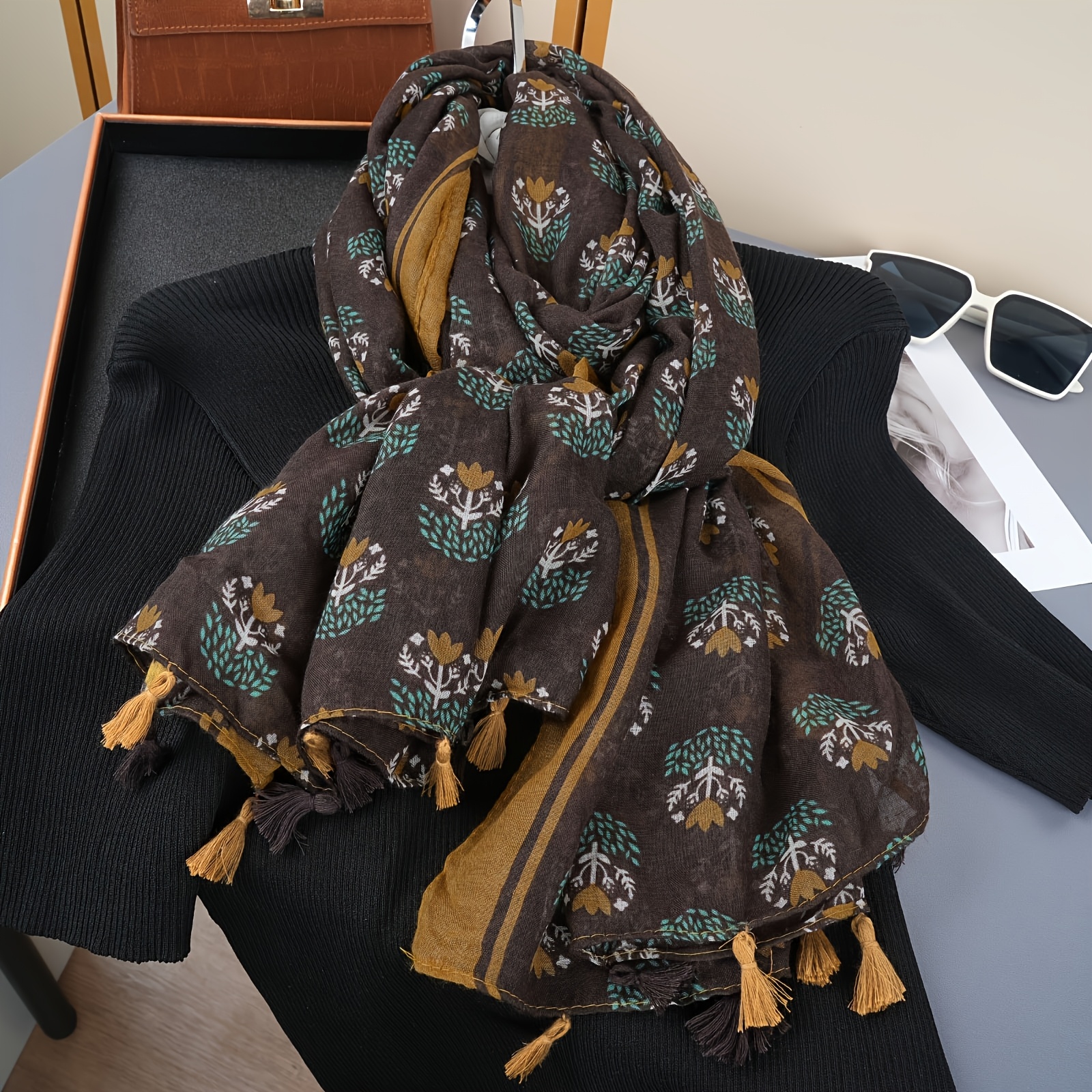 TEMU 1pc Nouveau Châle Tendance Printemps/Automne Polyvalent Élégant Ethnique Imprimé Satin Long Écharpe - Foulard Rétro, Écharpe Douce pour le Cou,