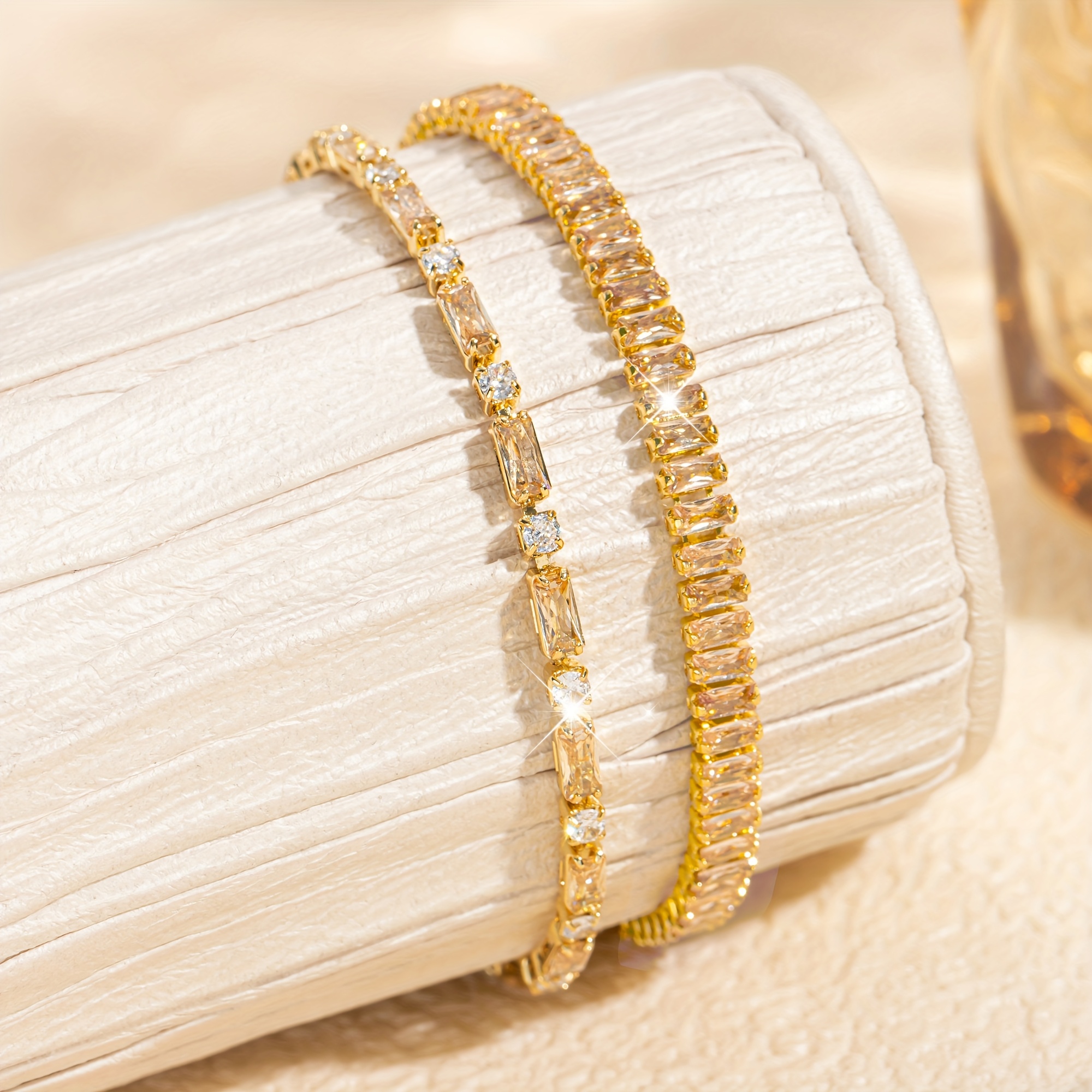 Image of 2pcs Spring/summer Women's Fashion , Elegant And Bangle, Hypoallergenic And Copper, Unisex, Inlaid With Sparkling Rectangular Synthetic Synthetic Zirconia, Exquisite And Elegant Jewelry