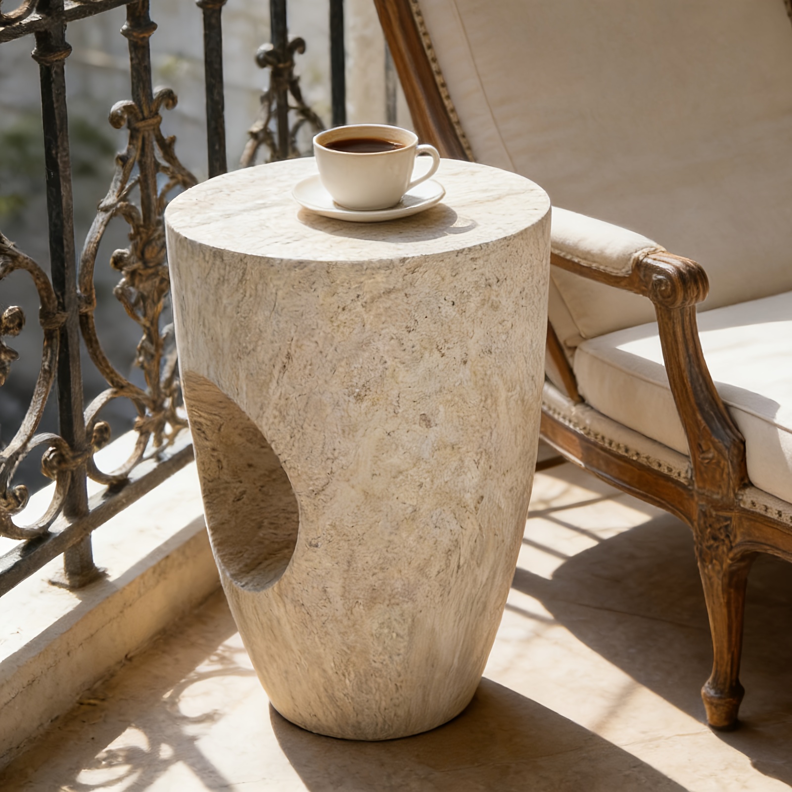 A Minimalist Marble-textured Home Decor Side Table, Suitable for Patio Decoration/plant Stand/coffee Table/poolside Leisure Side Table. Dimensions: Height 48.5cm, Length 37.5cm, Width 37.5cm