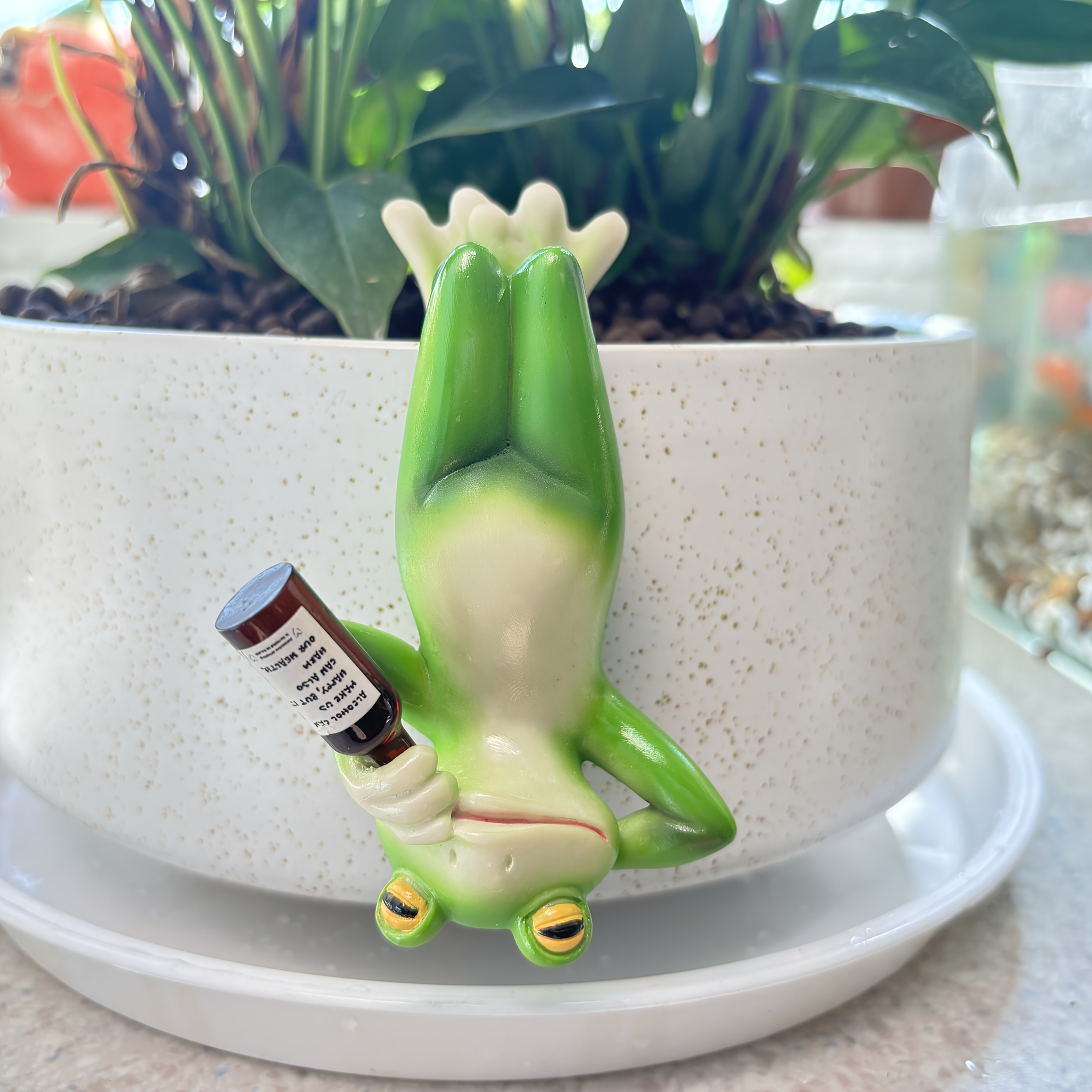 frog garden statues sold on Temu Australia