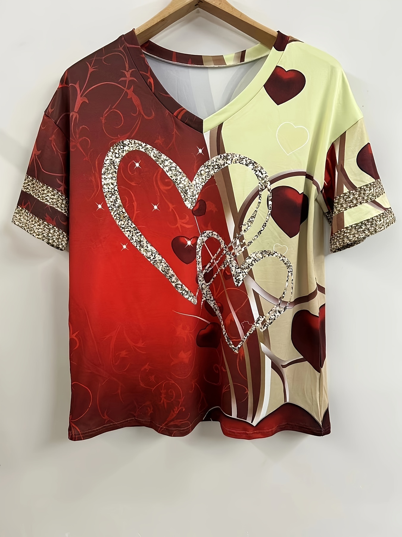 Women's Casual V-Neck Short Sleeve T-Shirt - Royal Blue with White Heart Print, Breathable Fabric, Machine Washable for Spring Summer Fall, Seasonal Fashion, Striped Detailing, Relaxed Fit Shirt