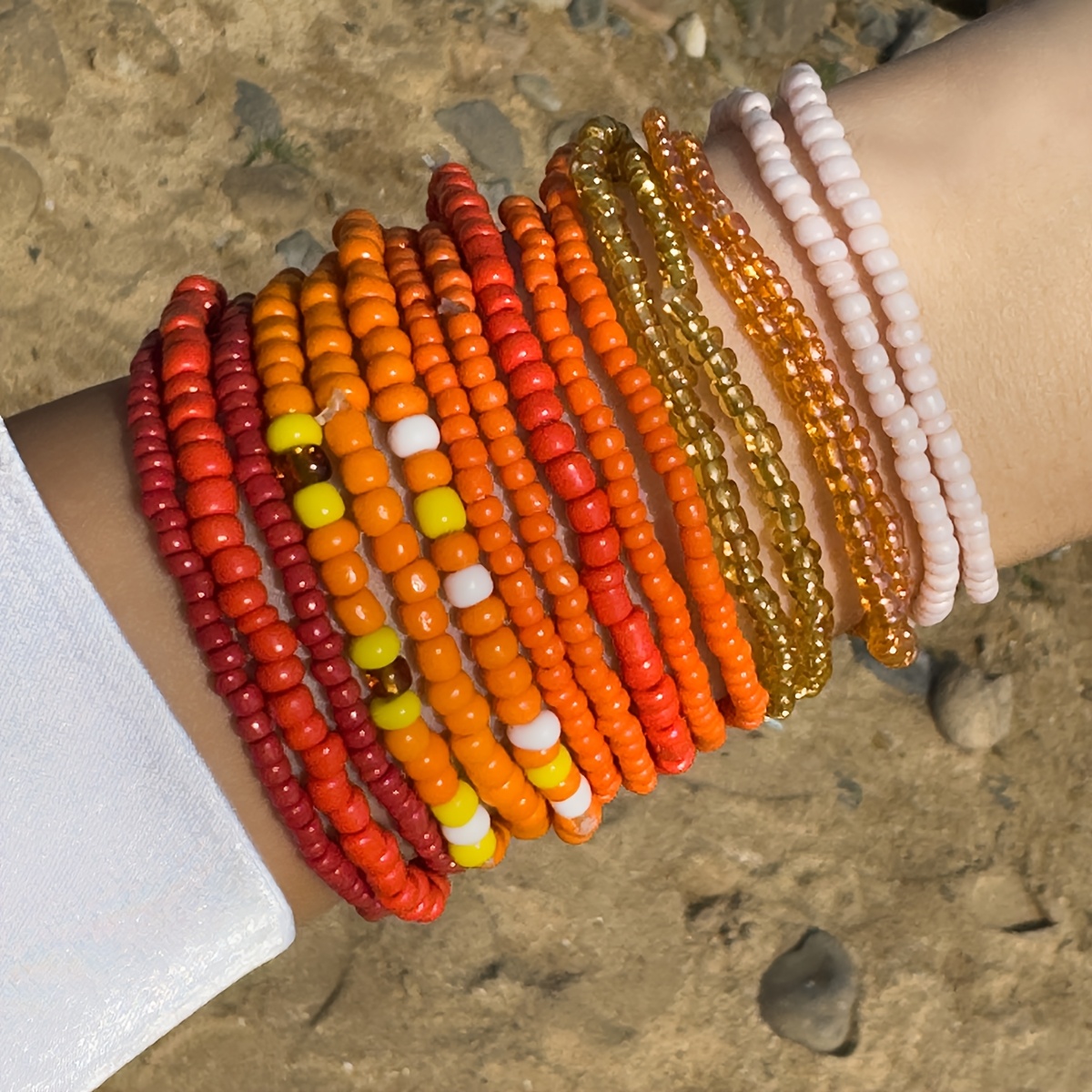Image of 17pcs Bohemian Stained Glass Seed Bead Elastic String Beaded Bracelet Set, Stackable Bracelet Set, Suitable For Women's Parties And Daily Wear, A Perfect Gift For