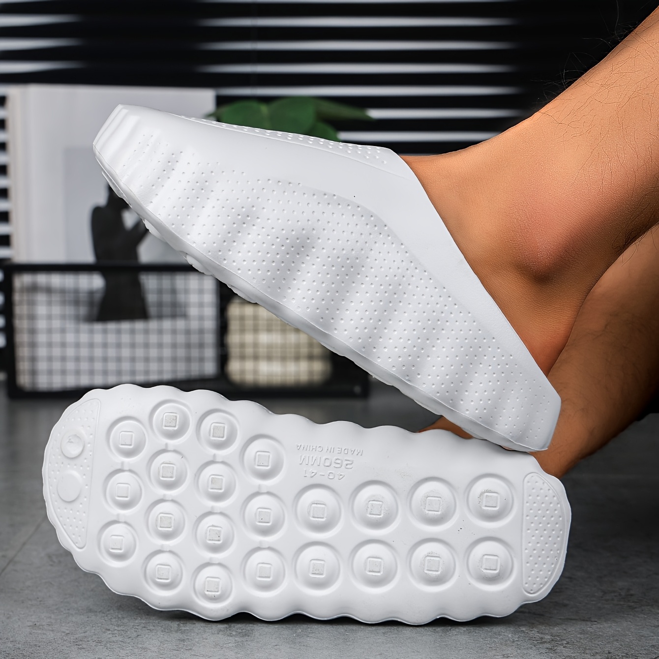 MIND001 Men's Soft Couple's Pre-Game Recovery Foot Massage Sports Slippers Outdoor Slip-On Shoes