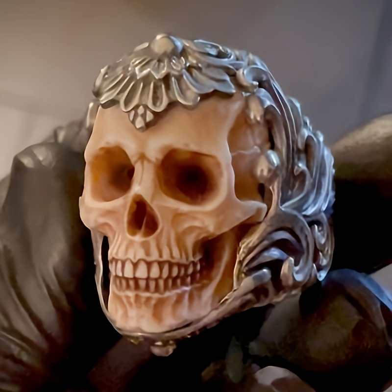 

Gothic Skull Ring - Adjustable Punk Style, Unique Men' Jewelry For &