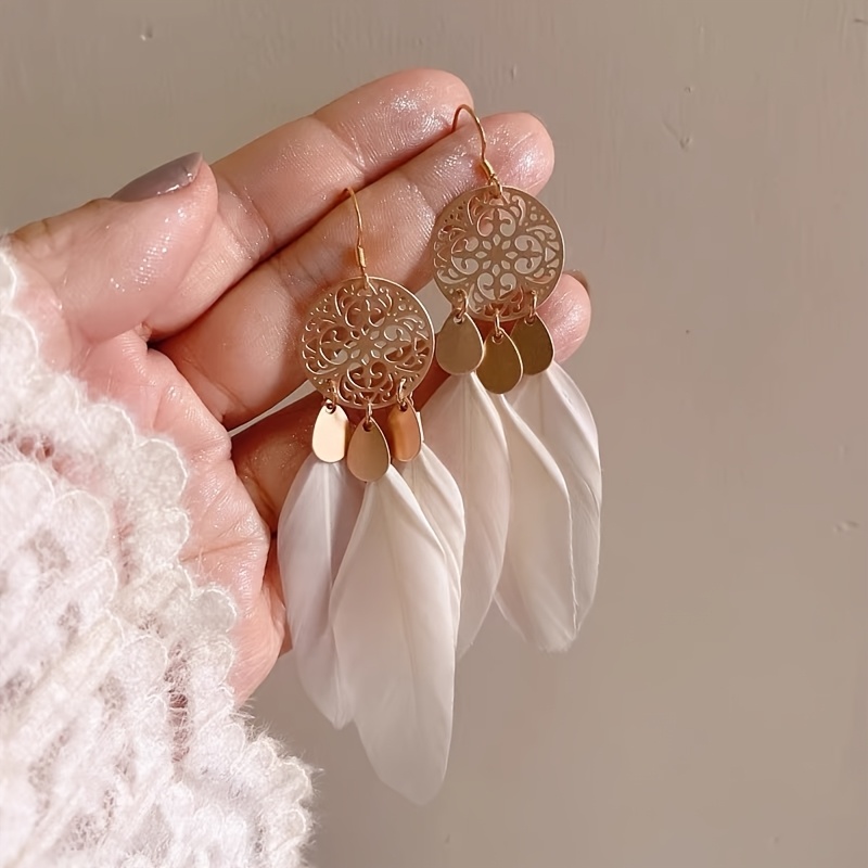 Bohemian Style Long White Artificial Feather Earrings, Perfect For Pool Parties And Beach Vacations, Versatile Decorative Additions