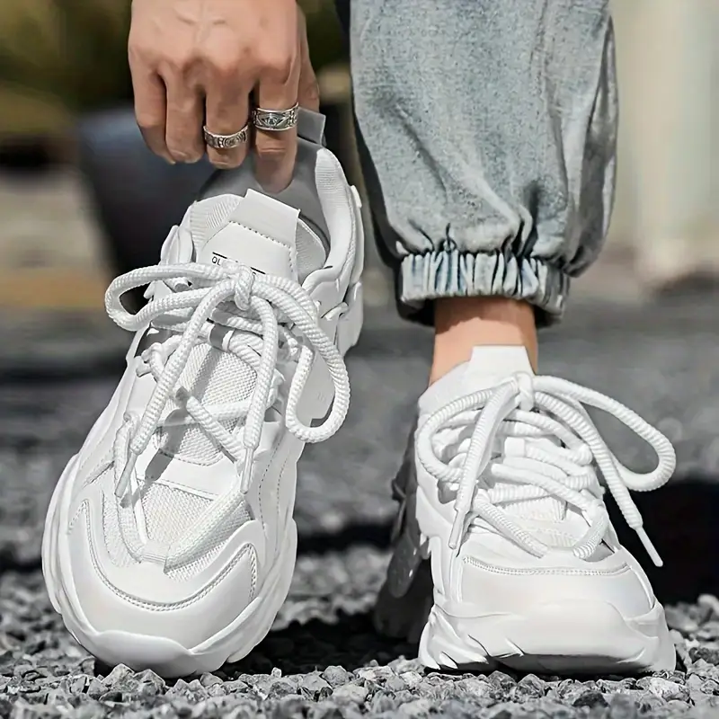 mens trendy casual sneakers breathable mesh sole dad shoes with comfort insole lace up wear details 4
