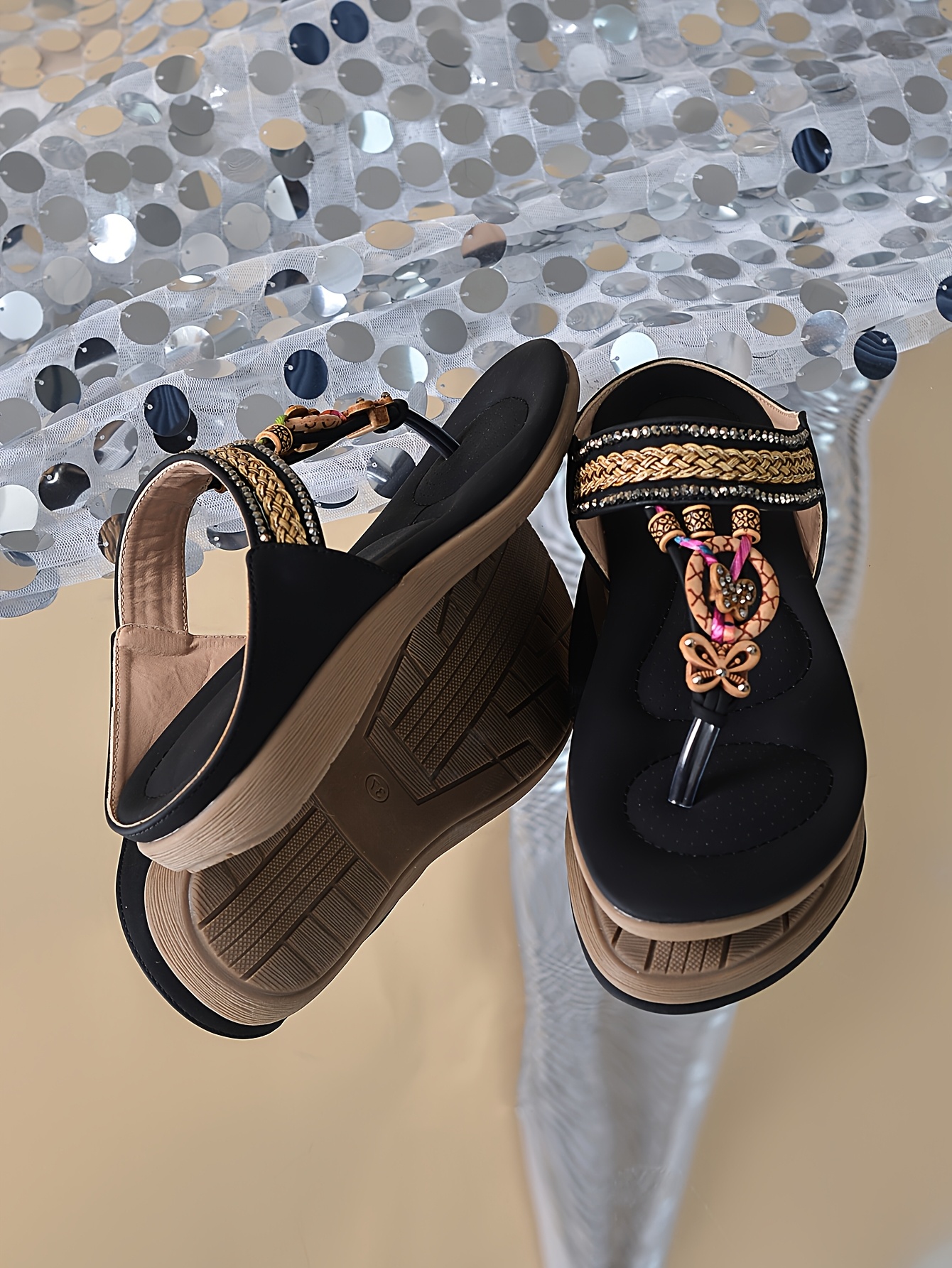 2024 New Women's European and American Women's Shoes Fashion Handmade Beaded Water Clamp Foot Flat Half Bag Slippers Retro Large Shoes, Women Shoes