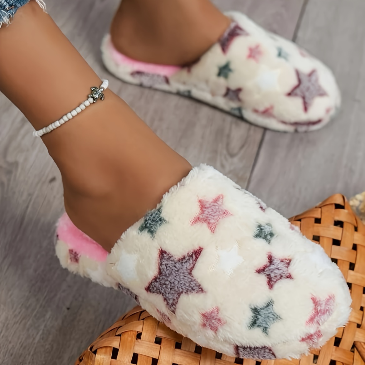 Women's Cozy Star Patterned Plush Slippers, Colorful Plush Lined Home Footwear, Soft Indoor Warm Comfortable Fit