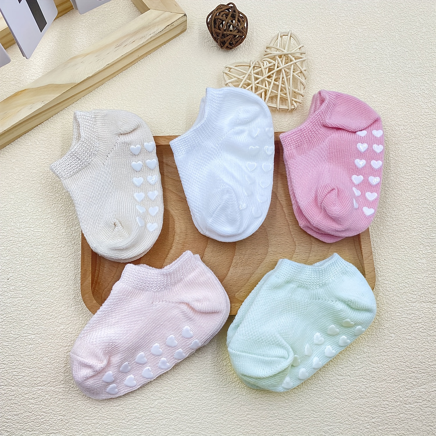 Image of 5-pair Girls' Heart--grip Anti-slip Floor Socks, Boys' Comfortable Breathable Socks, Newborn Baby Socks, Indoor Learning-to-walk Socks, The Best Birthday Gift For Babies, Valentine's Day Gift