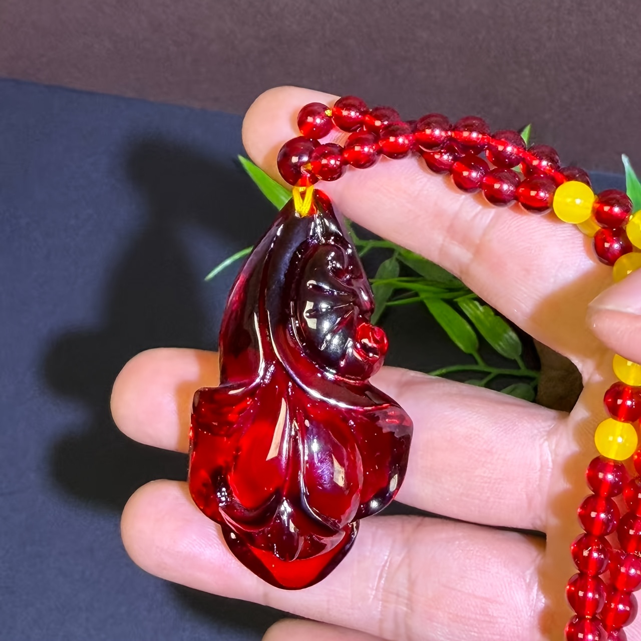 Natural Baltic Amber Honey Wax Flower Water Drop Pendant Necklace