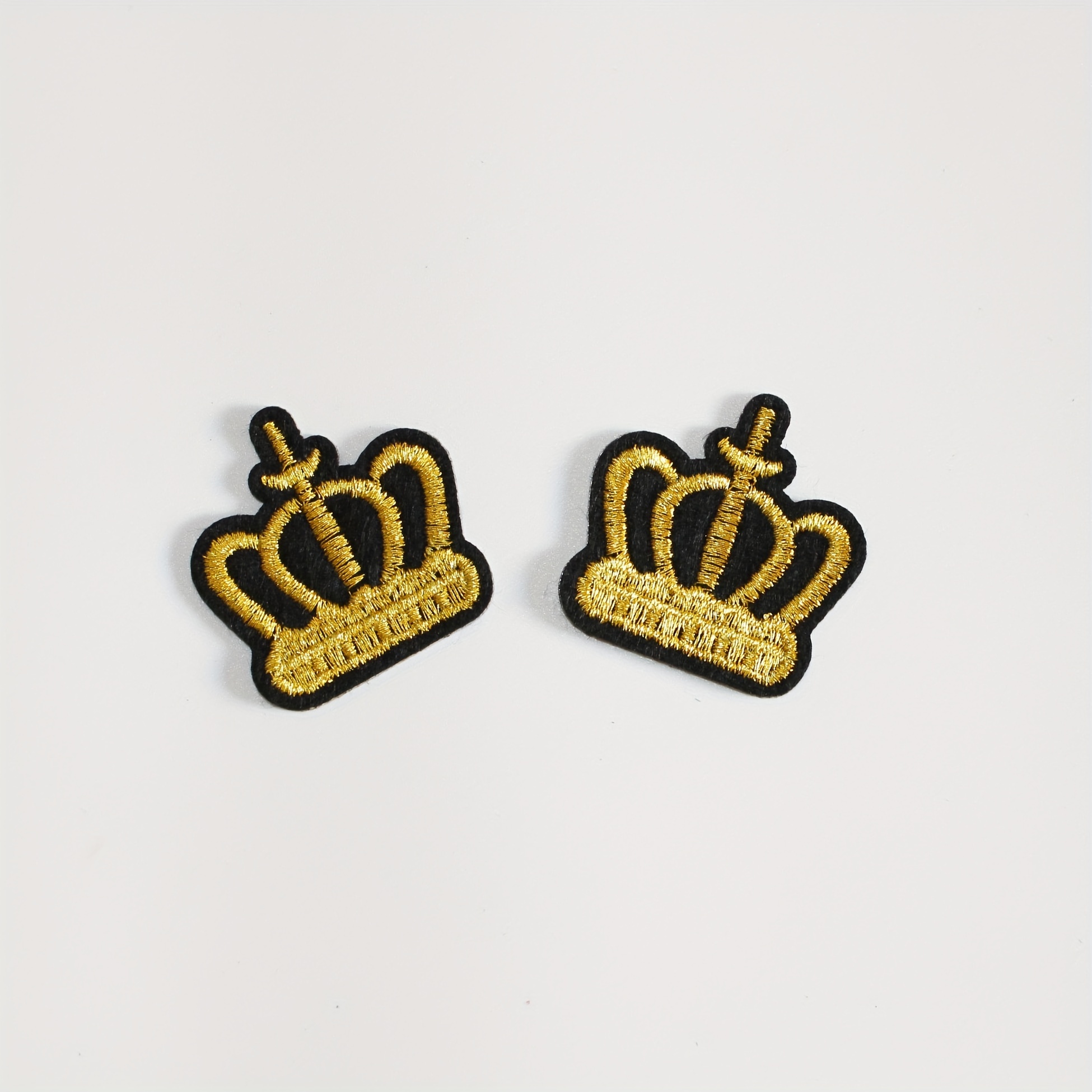 

Royal Embroidery Iron-on Patches - 2 Pieces