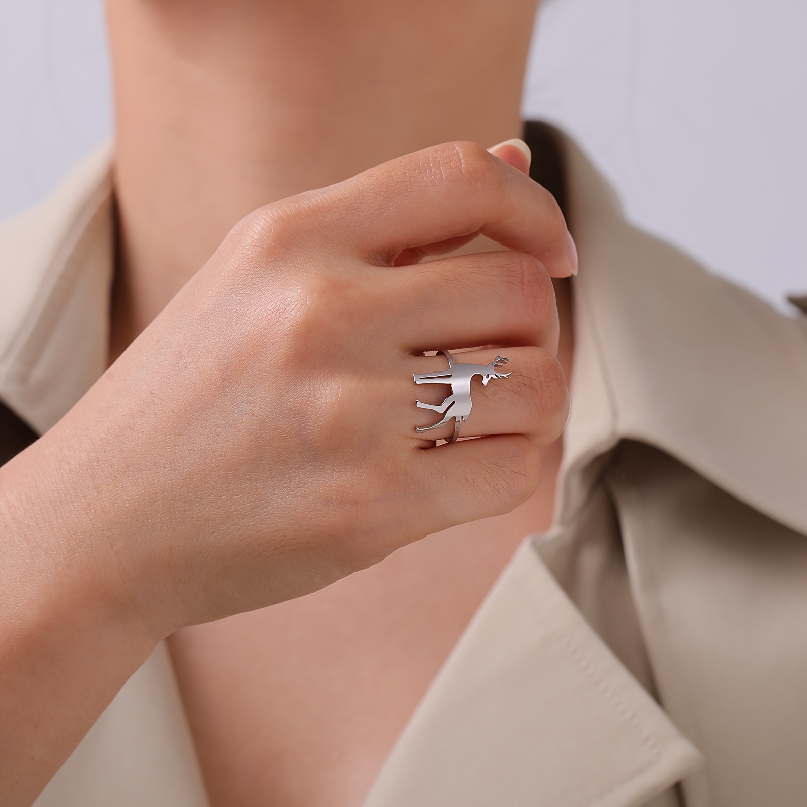 Deer Couple Closed Ring, Cute Design for Everyday Wear
