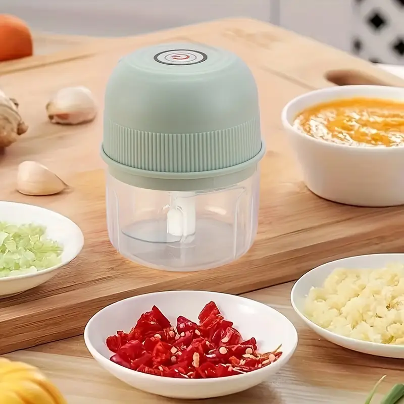 250ml usb rechargeable mini garlic chopper stainless steel blade safety for switch durable for ginger vegetables Product details 7