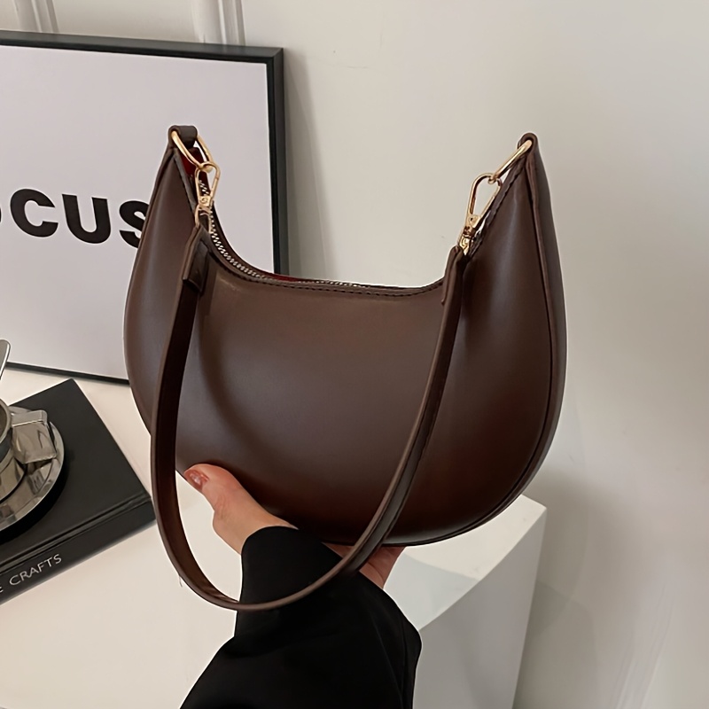 

Fashion Retro High-end New Moon-shaped Baseball Bag, Full Of Luxury, Women's Crescent Bag Valentine's Day Gift