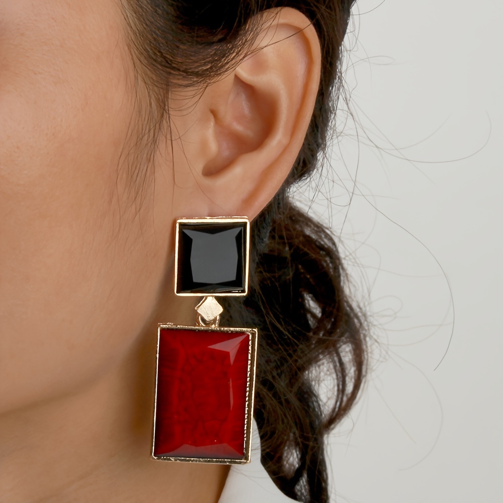 

The Geometric Resin Earrings A Of European And , A Nostalgic Retro Charm.