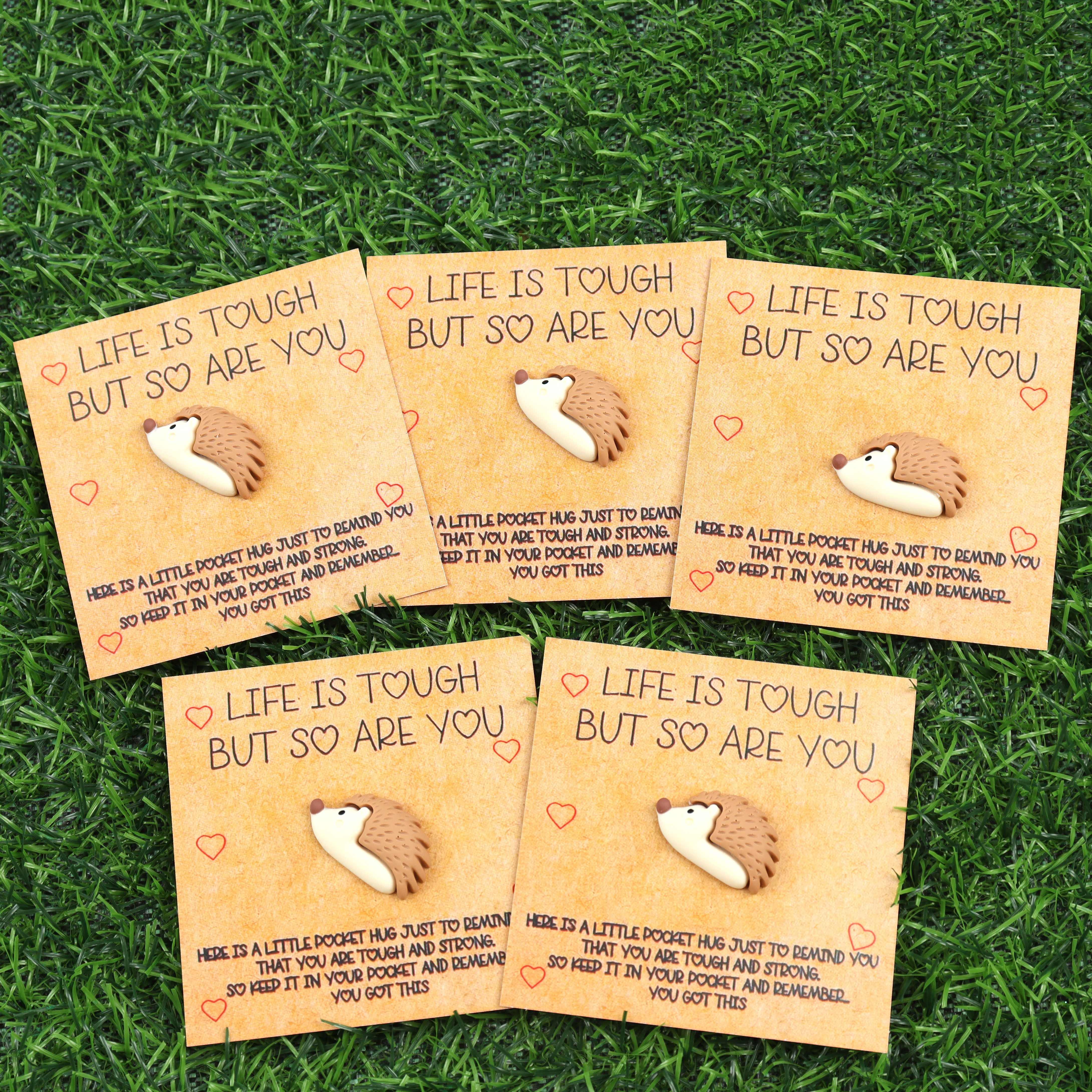 

5pcs Inspirational Enclosure Cards With Resin Hedgehog Token - Animal Themed Pocket Hug Keepsakes - Heart Pattern Supportive And Motivational Gifts For Encouragement And Back To School