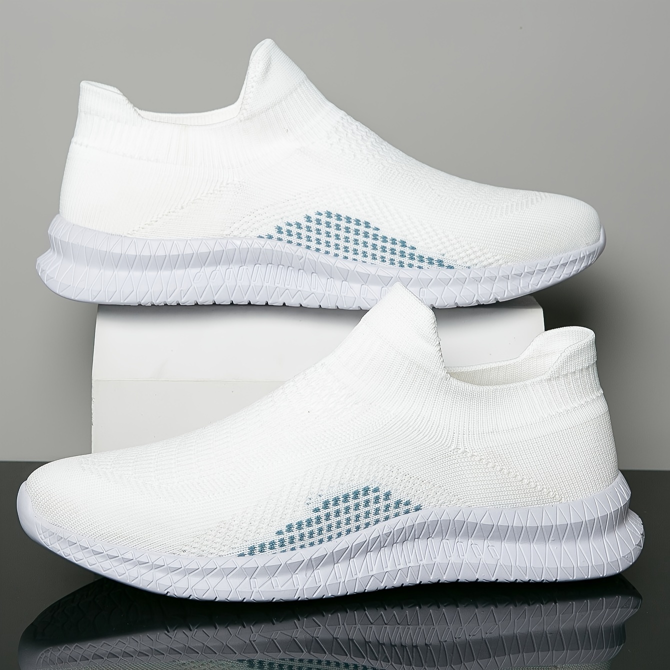 1 Pair Men's Breathable Casual Sneakers, All-Season Slip-On Footwear with EVA Sole and Fabric Insole for Hiking & Everyday Use