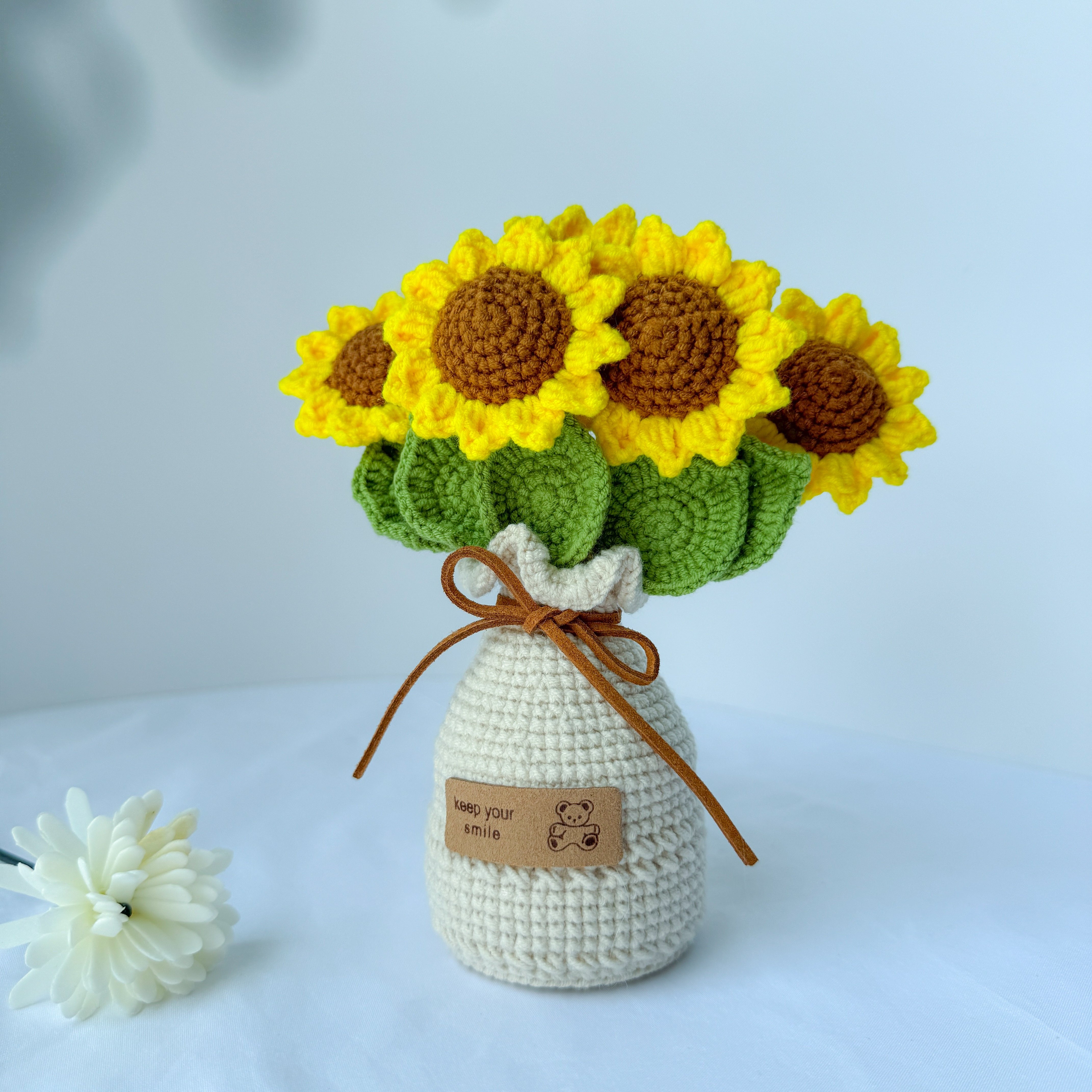 

Handcrafted Crochet Sunflower Decor Set In Vase - Vibrant Yellow & Brown, 6.7" Tall With " " Tag - Ideal For , Perfect Gift For Holidays, Crochet Flowers