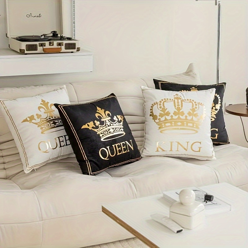 

1pc King Pattern Hot Stamping Printed Pillowcase Home Sofa Short Plush Luxury Gold Plated Decorative Cushion Cover Letter Pillowcase