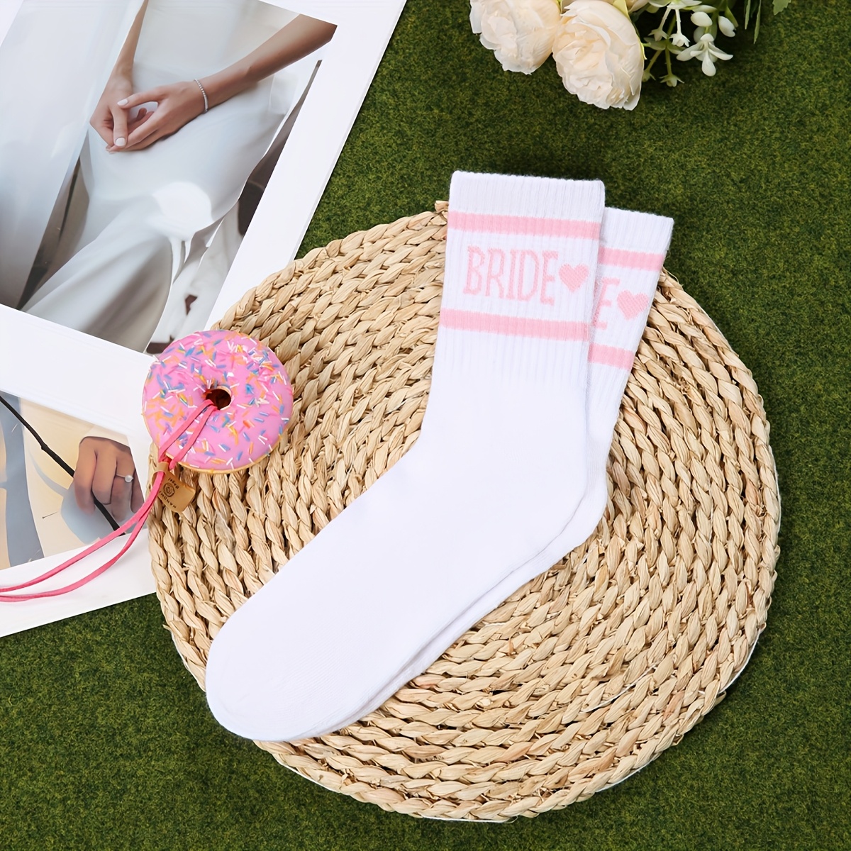 TEMU 1 Paire de Chaussettes de Mariage Élégantes BRIDE/I DO CREW avec Lettres Bleues et Décoration de Cœur - Chaussettes Courtes en Tissu Doux,