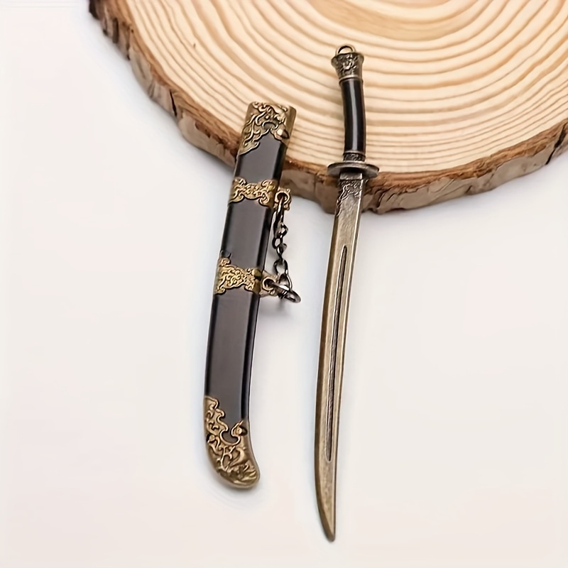 7pcs mini sword keychain set with sheath yellow alloy collectors 18 details 3