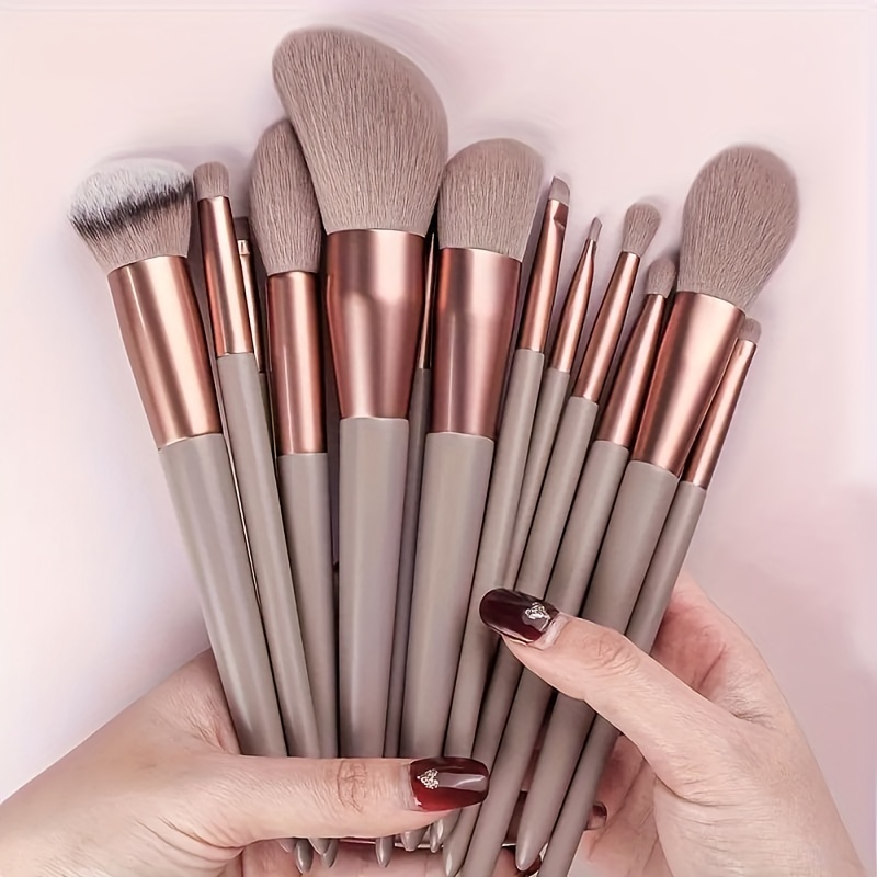 

Premium Makeup Brush Set - Soft Synthetic Bristles For Flawless Application, Includes Blush, Foundation, Eye Shadow & More - Beginners To Pros, Companion & Gift