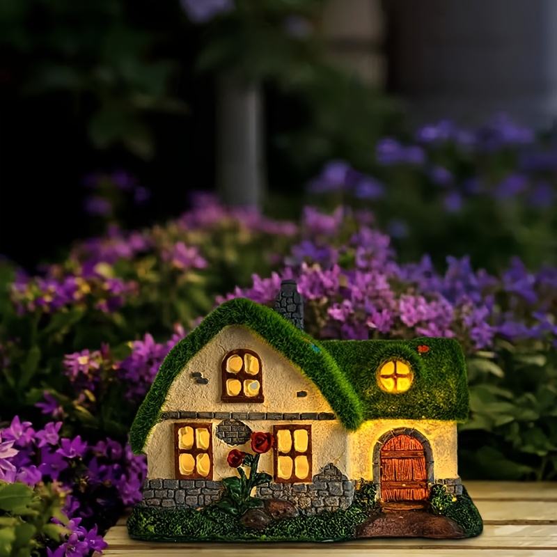 TIN DREAMS FACTORY | Tuinhuisje voor Feeën met Zonne-energie - Fairy Tree House van Hars - Tuinaccessoire voor Buiten, Patio, Terras - Magisch Ornament met LED Licht voor Betoverde Omgevingen