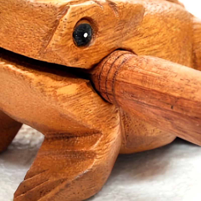 

1pc Handcrafted Wooden Frog Figurine With Sound Effect - Statue For Decor, Unique New Year Gift, No Electricity Needed